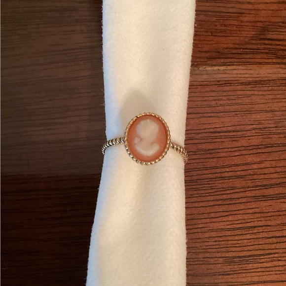 NWT and Box Ariella Collection Five Stackable Rings 14k Gold plated Size 8 - Picture 7 of 14